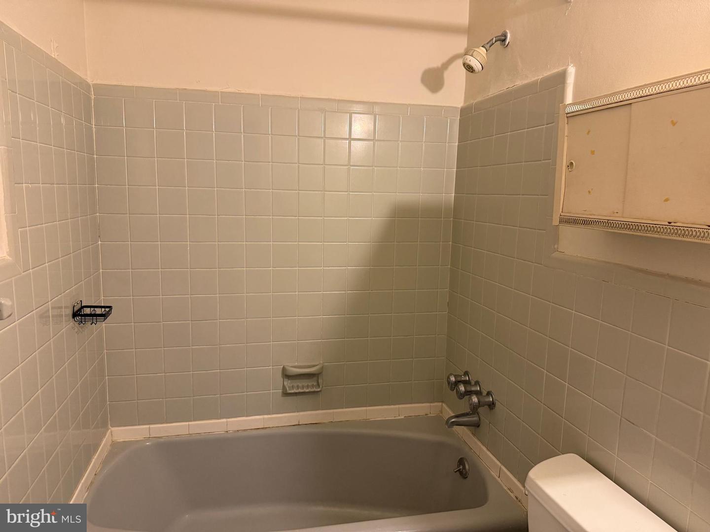 805 W Chester Pike #rear (2nd Floor) Property Photo 9