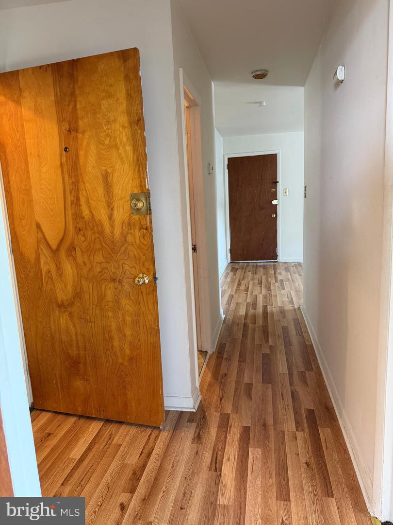 805 W Chester Pike #rear (2nd Floor) Property Photo 13