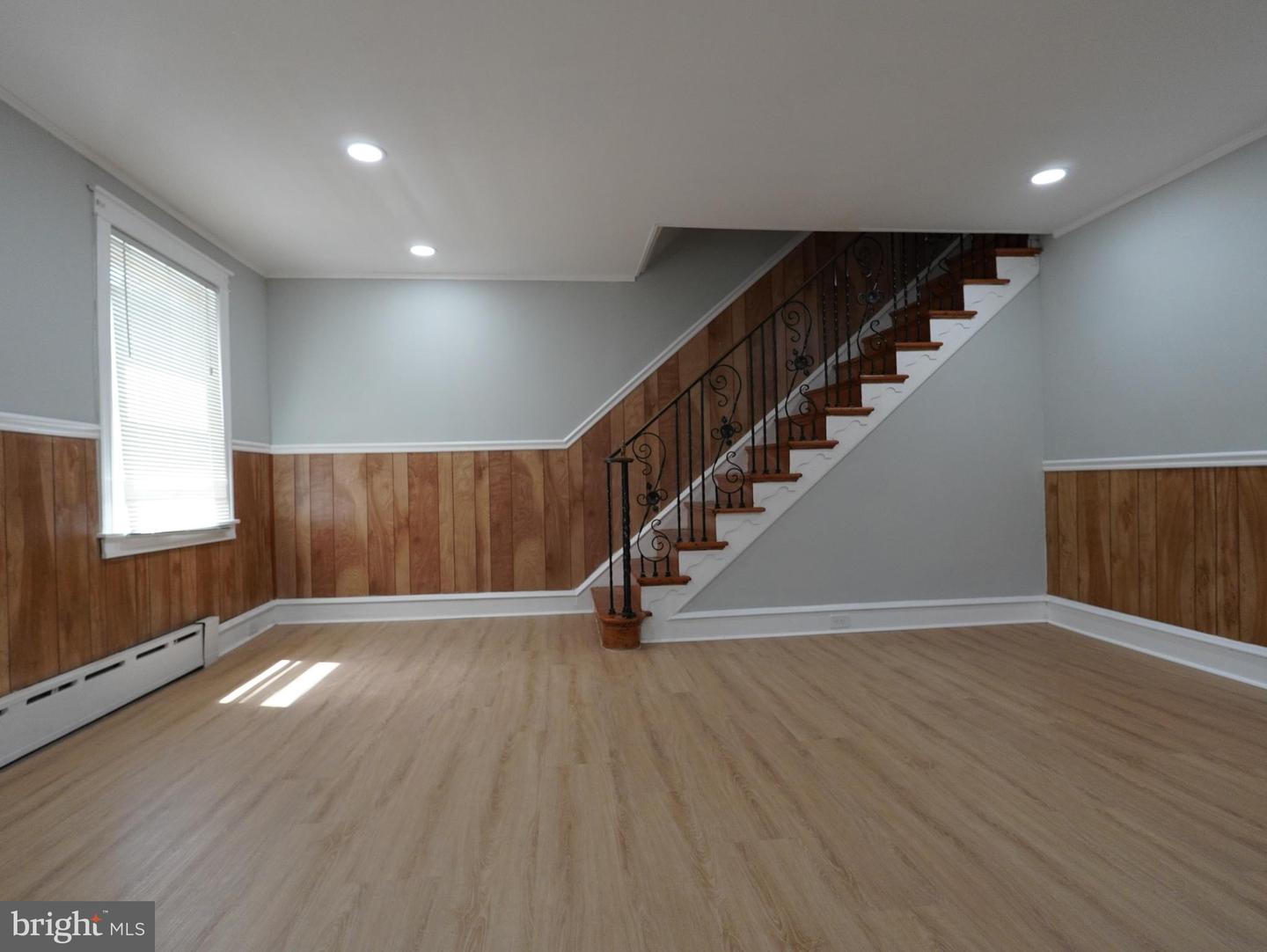 233 W Albemarle Ave Property Photo 6