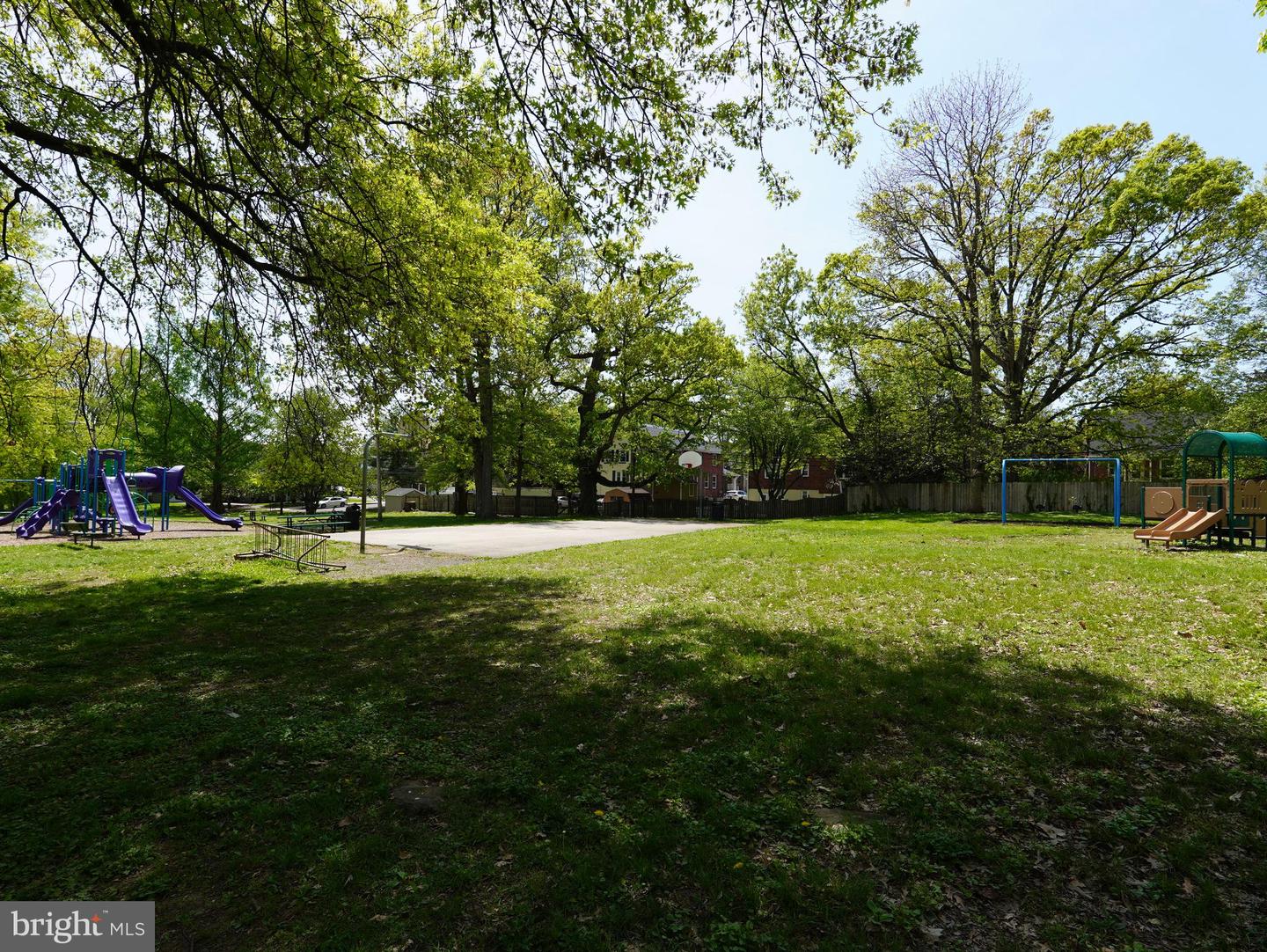 233 W Albemarle Ave Property Photo 32