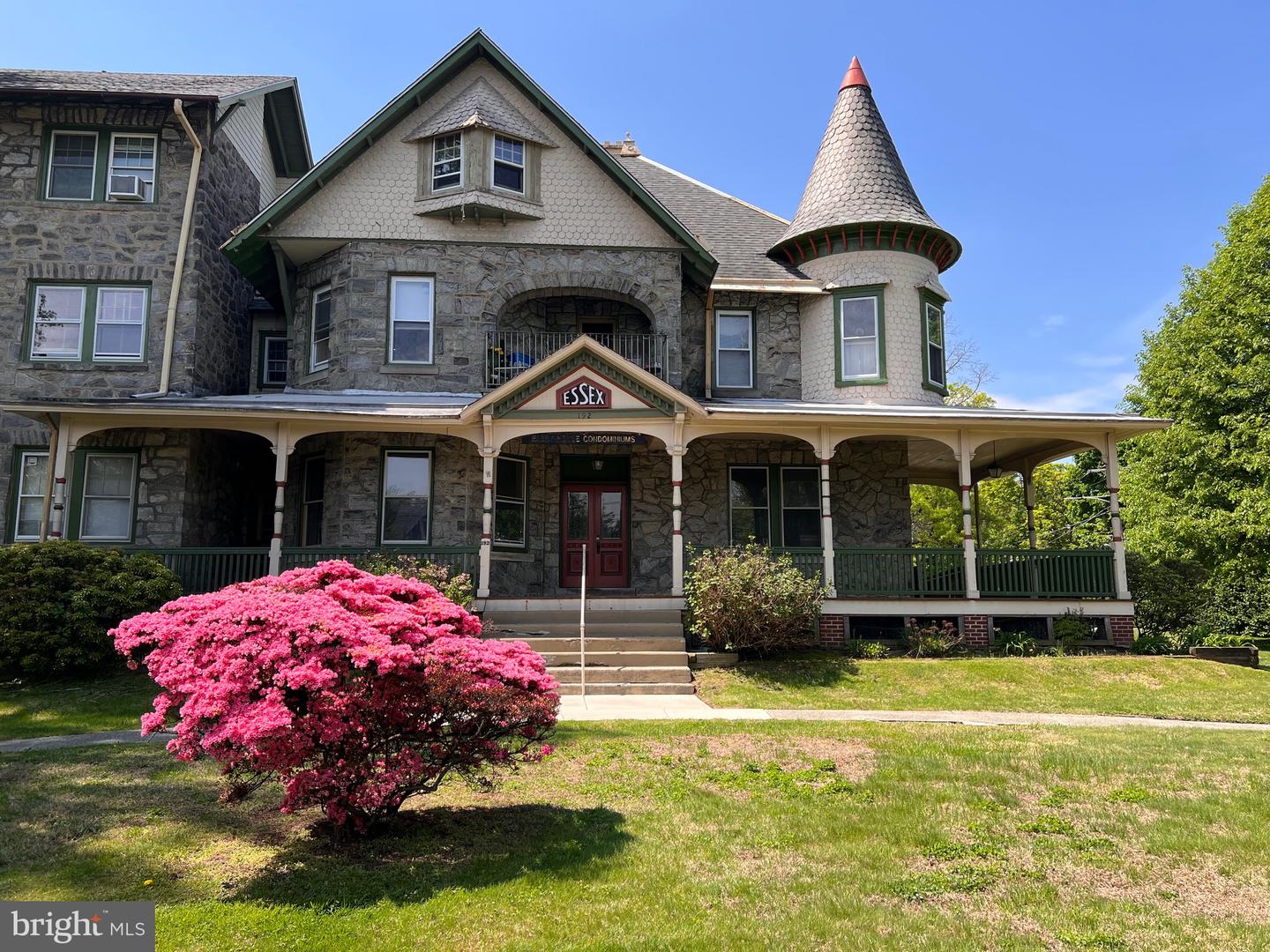 192 N Lansdowne Ave ##b1 Property Photo 2