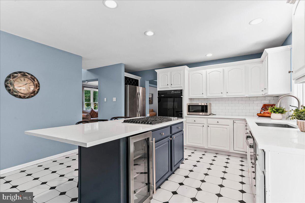 252 Highland Ave Property Photo 12