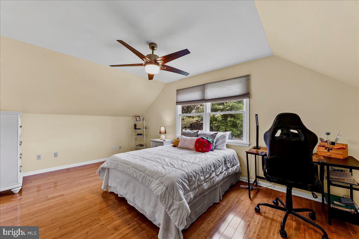 252 Highland Ave Property Photo 24