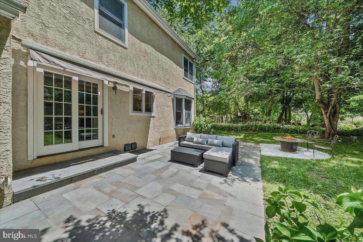 252 Highland Ave Property Photo 33