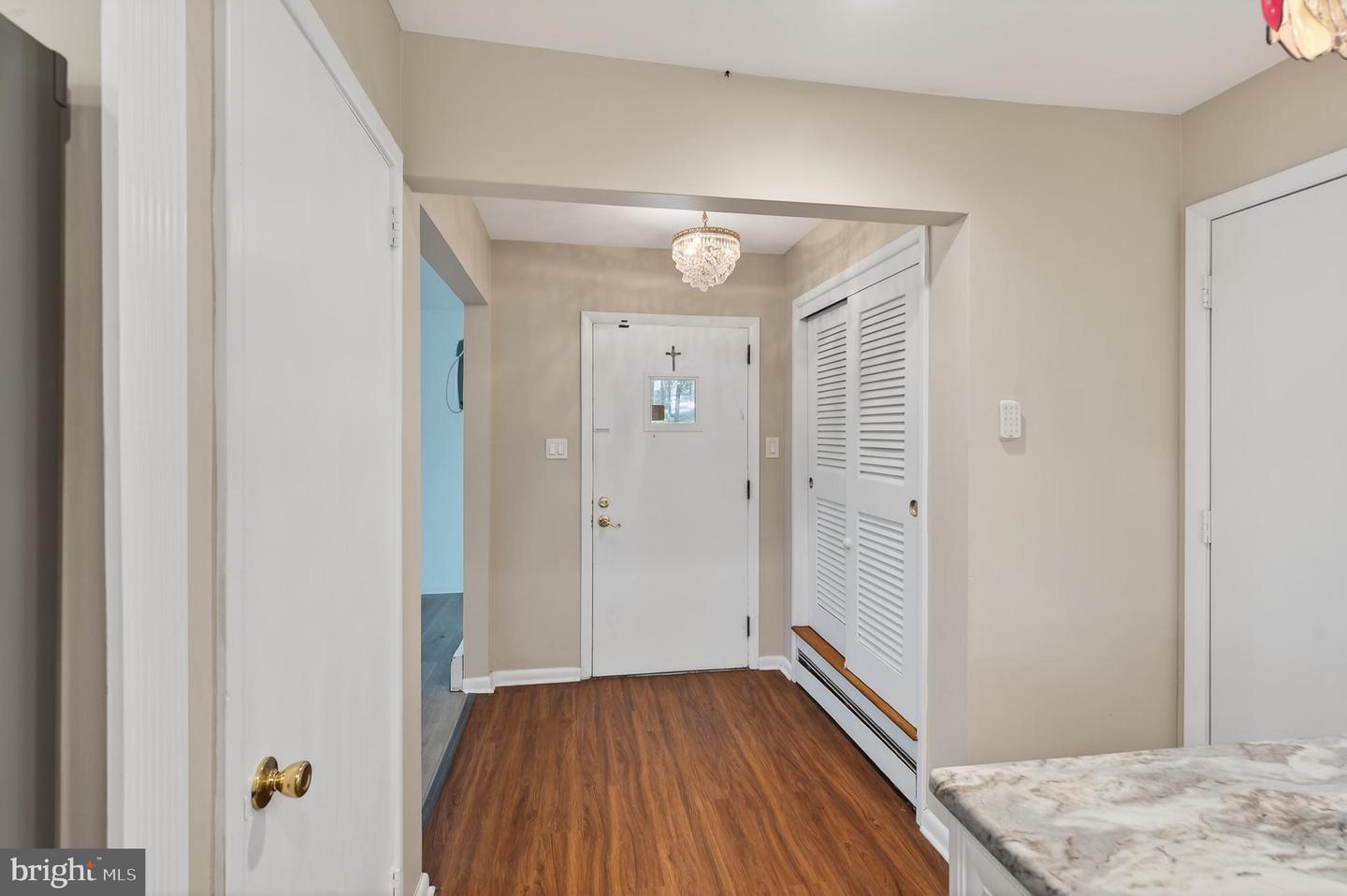 454 Kirk Ln Property Photo 17