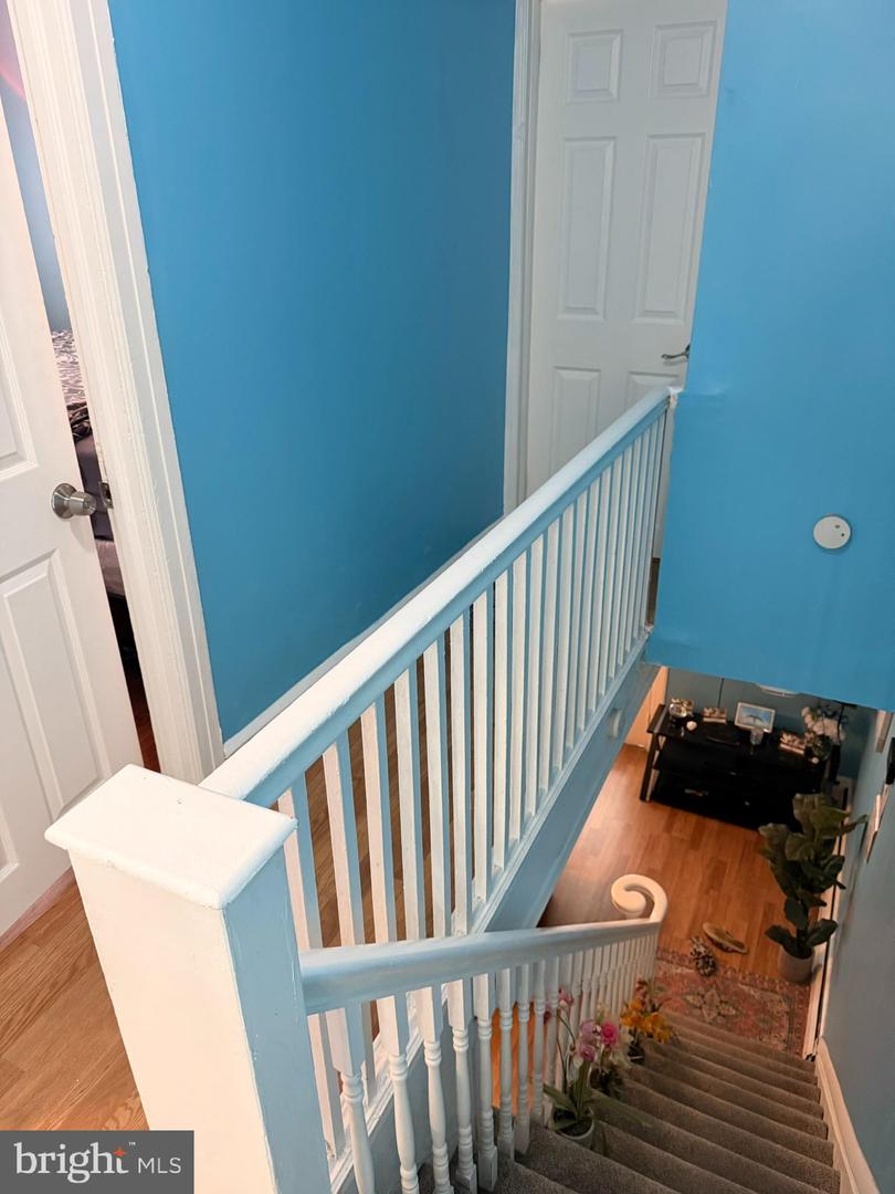 180 Park Pl Property Photo 16