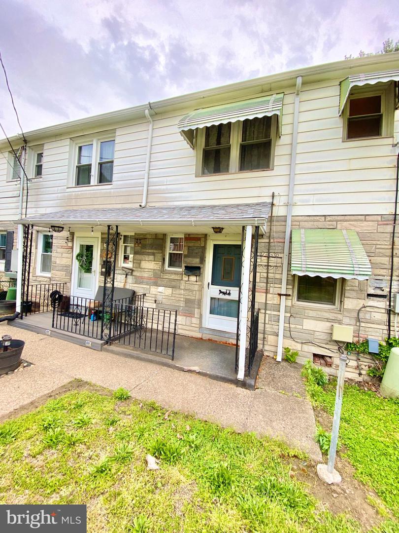 317 Hibbs Ave Property Photo 14