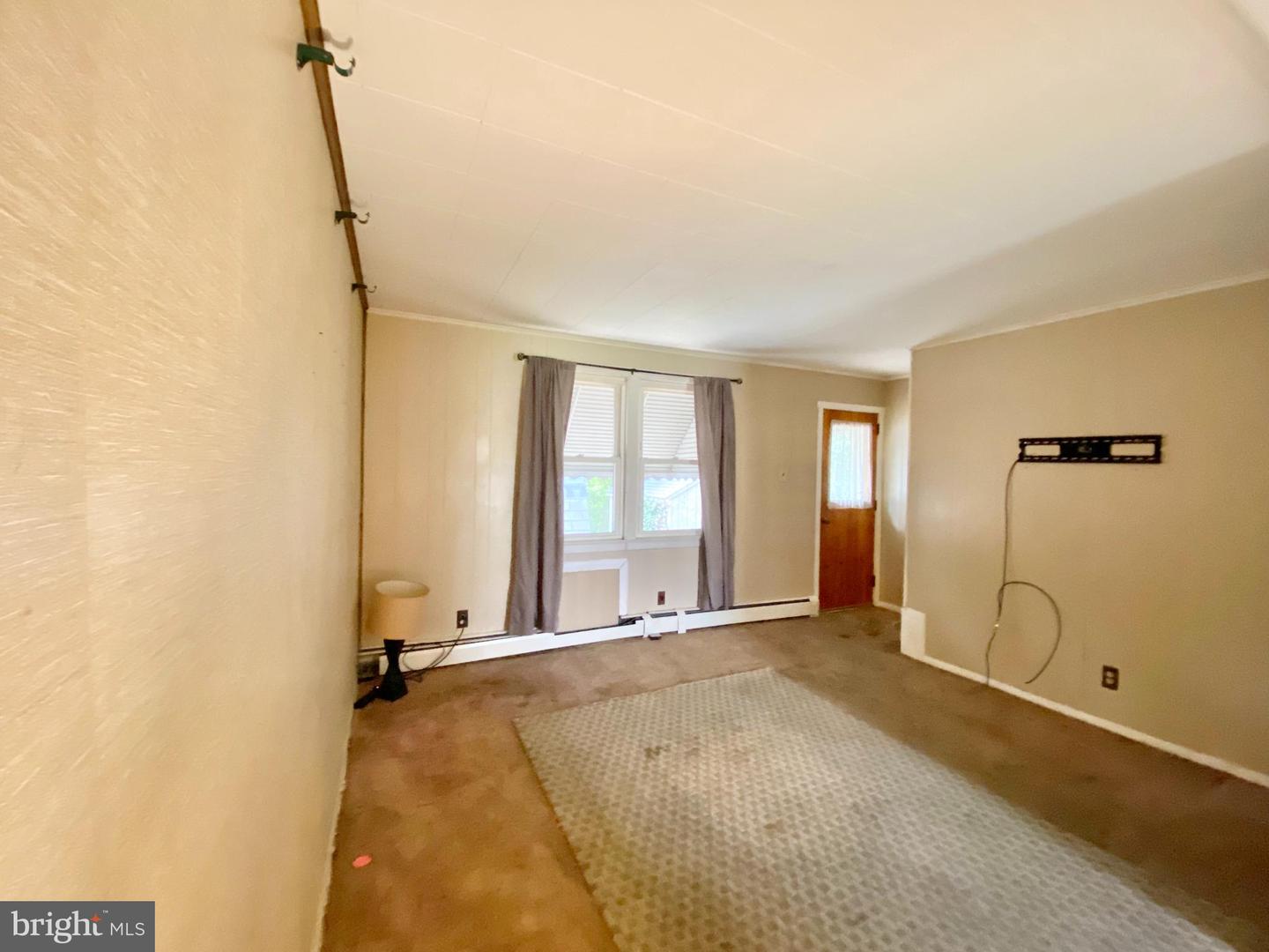 317 Hibbs Ave Property Photo 18