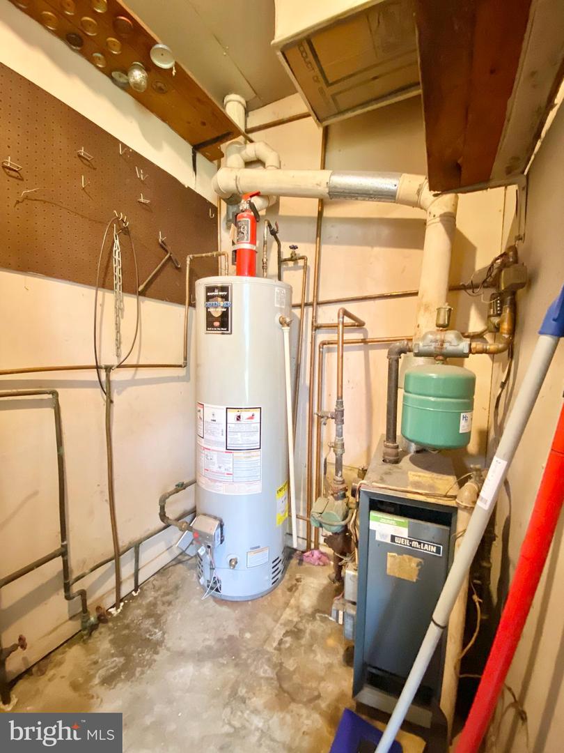 317 Hibbs Ave Property Photo 28