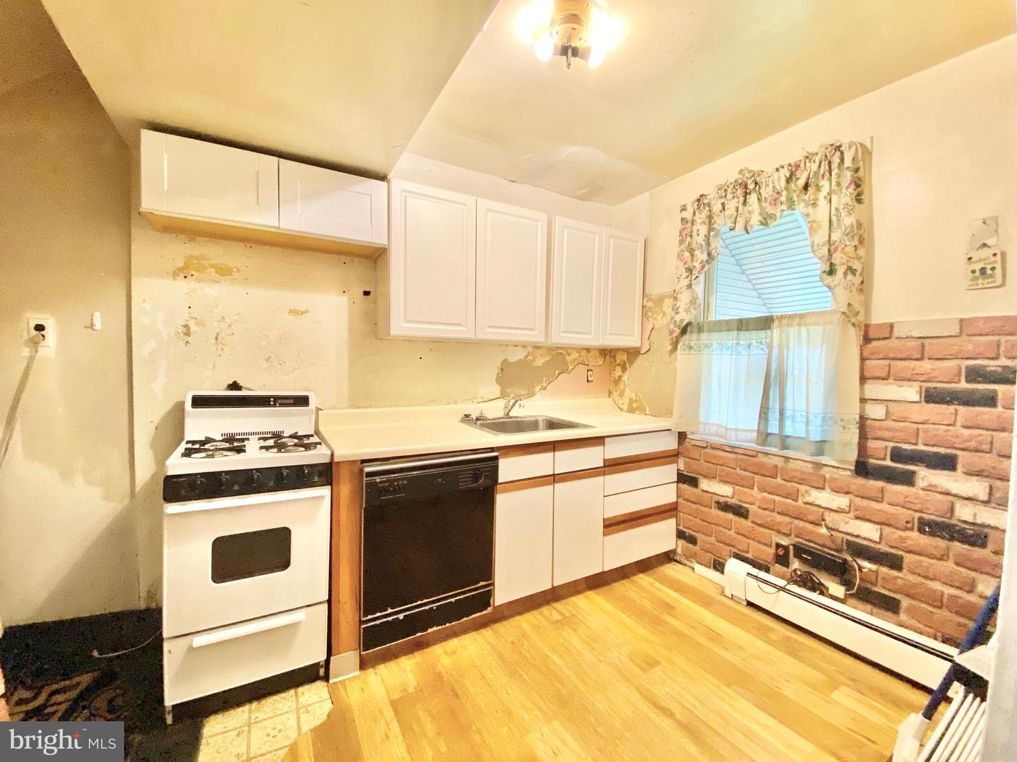317 Hibbs Ave Property Photo 30