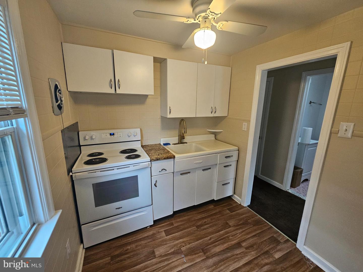 3411 Berkley Ave Property Photo 12