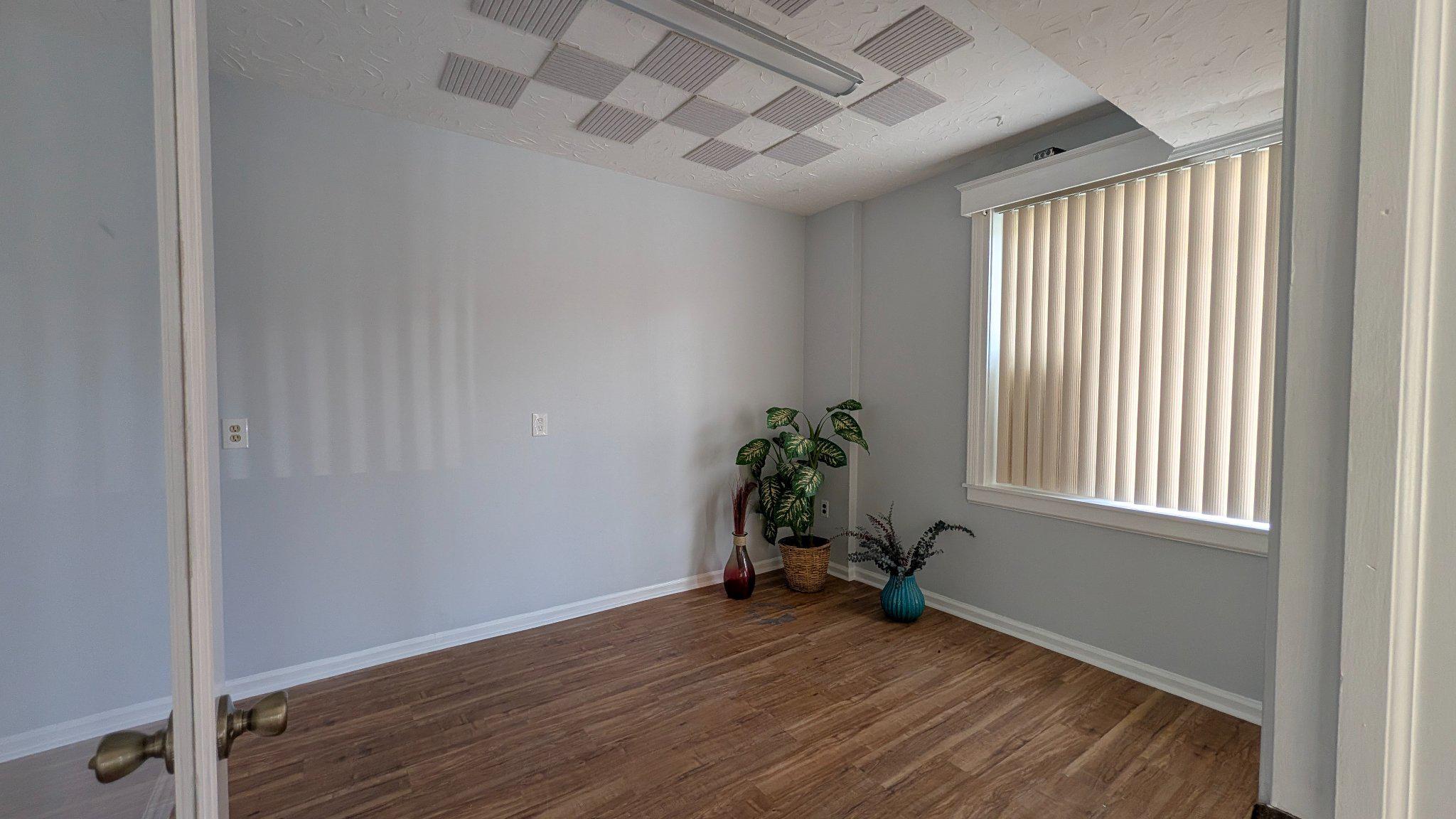 34 State Rd Property Photo 6