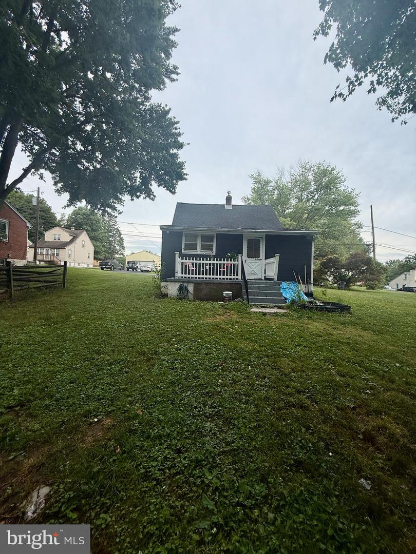 1628 Cherry St Property Photo 22