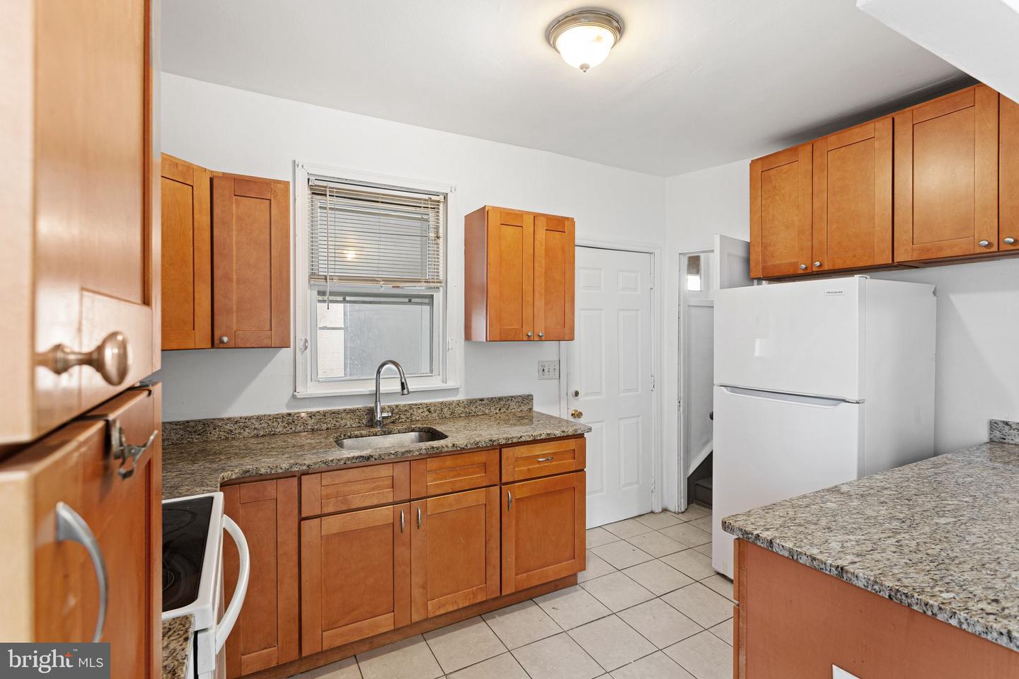 416 Pusey Ave Property Photo 5