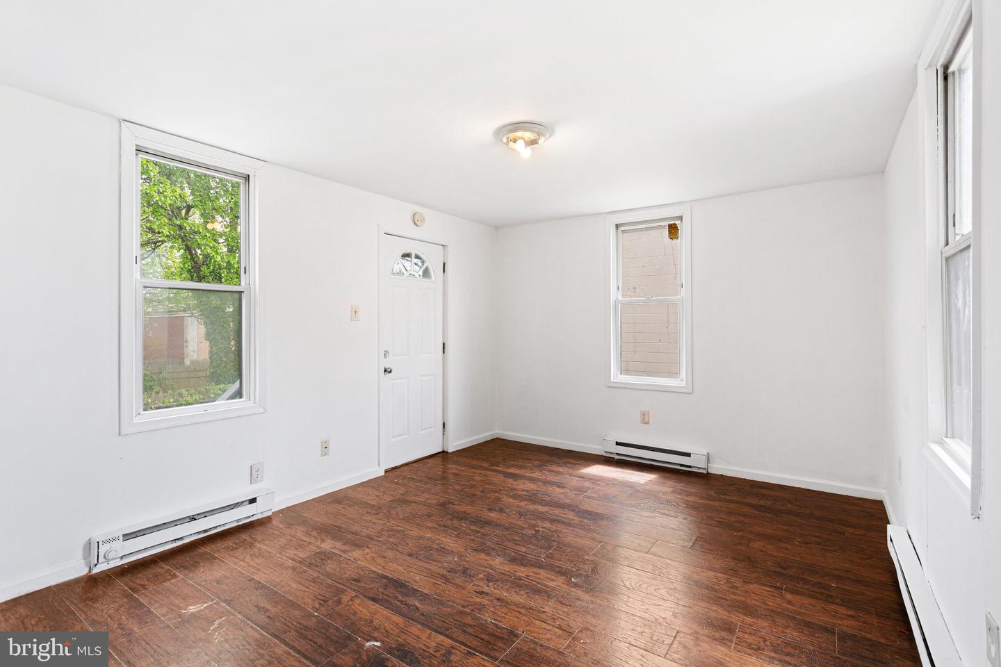 416 Pusey Ave Property Photo 12