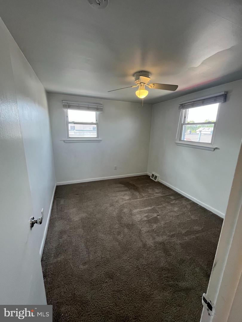 168 N Bonsall Ave Property Photo 14