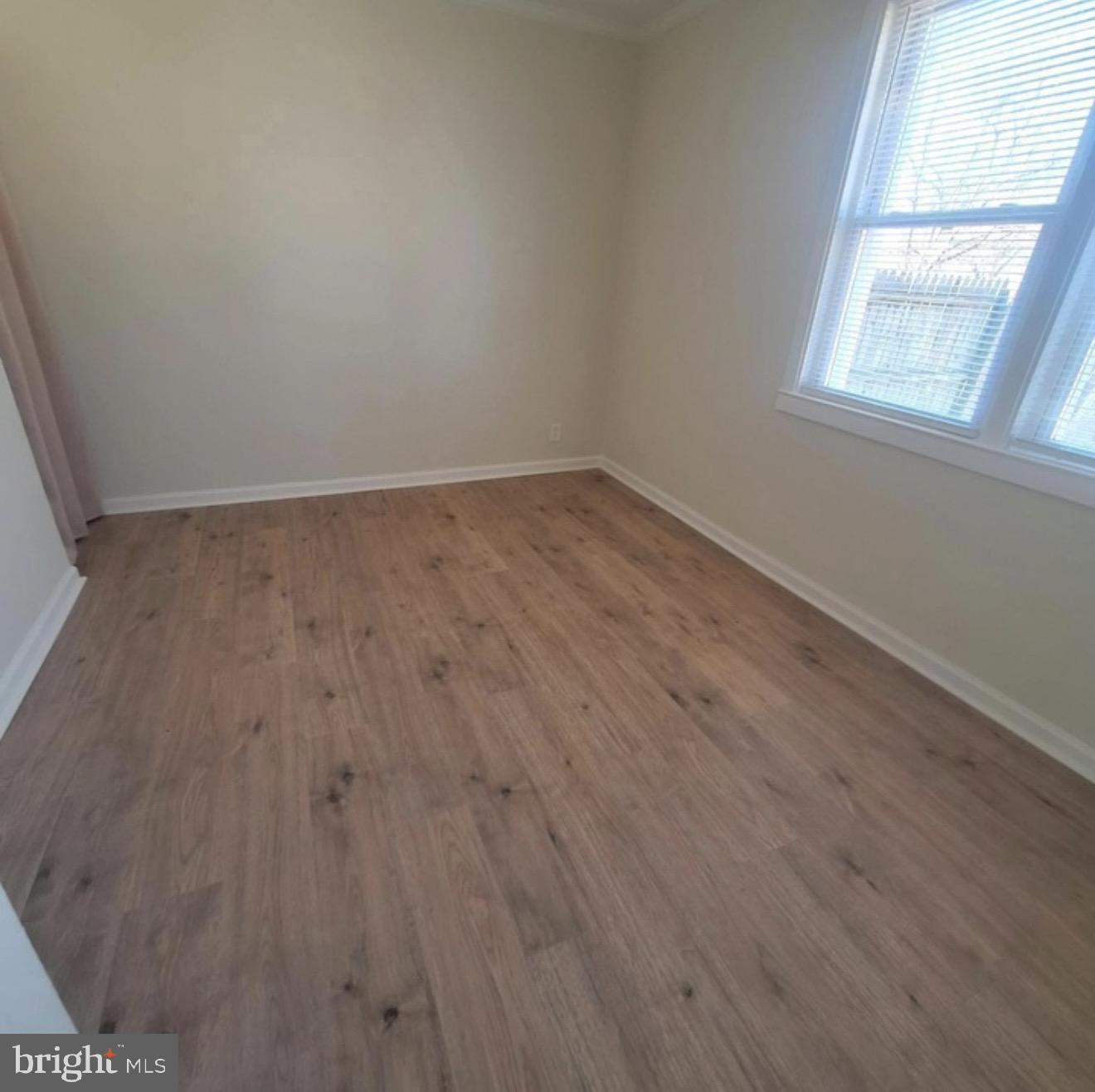 403 Trenton Ct Property Photo 7