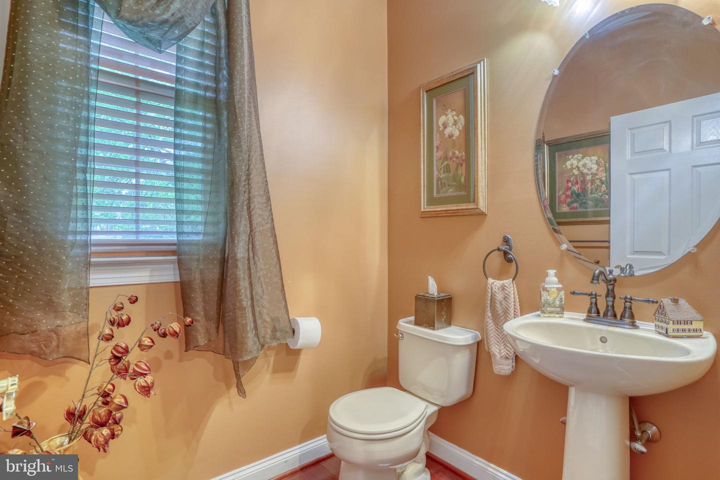 357 Willits Way Property Photo 13
