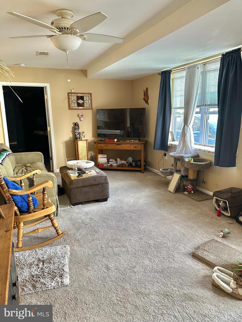 230 Holmes Rd Property Photo 17