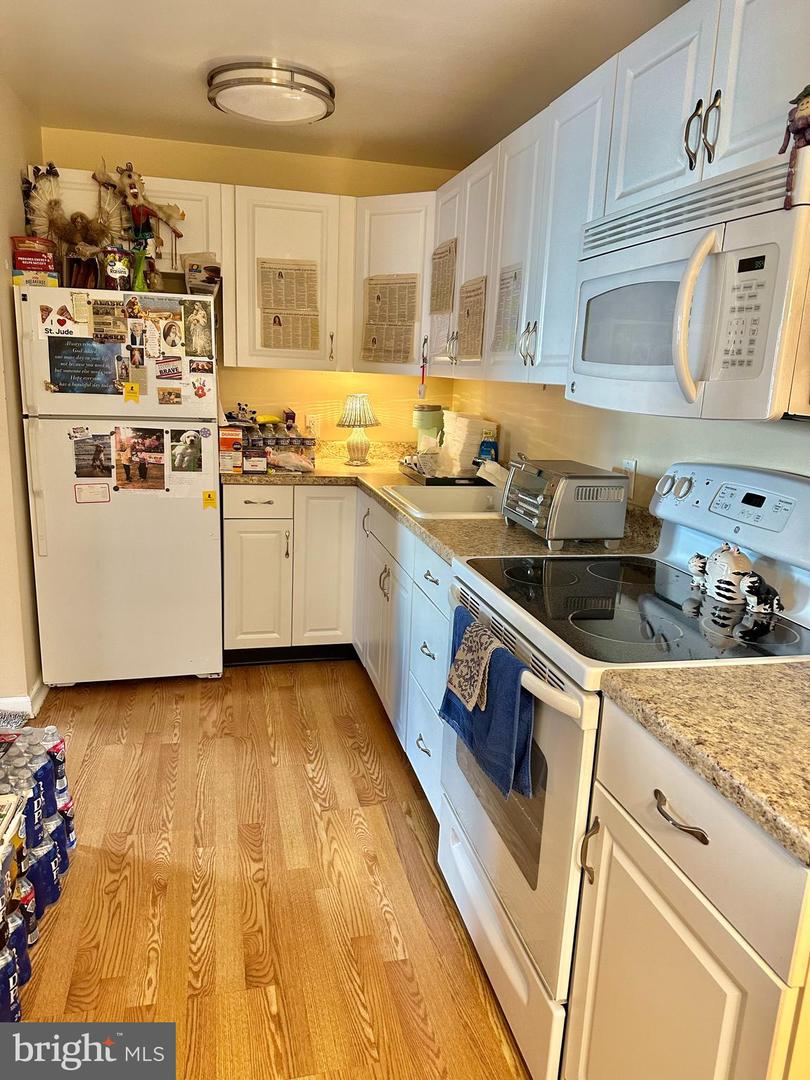 230 Holmes Rd Property Photo 18
