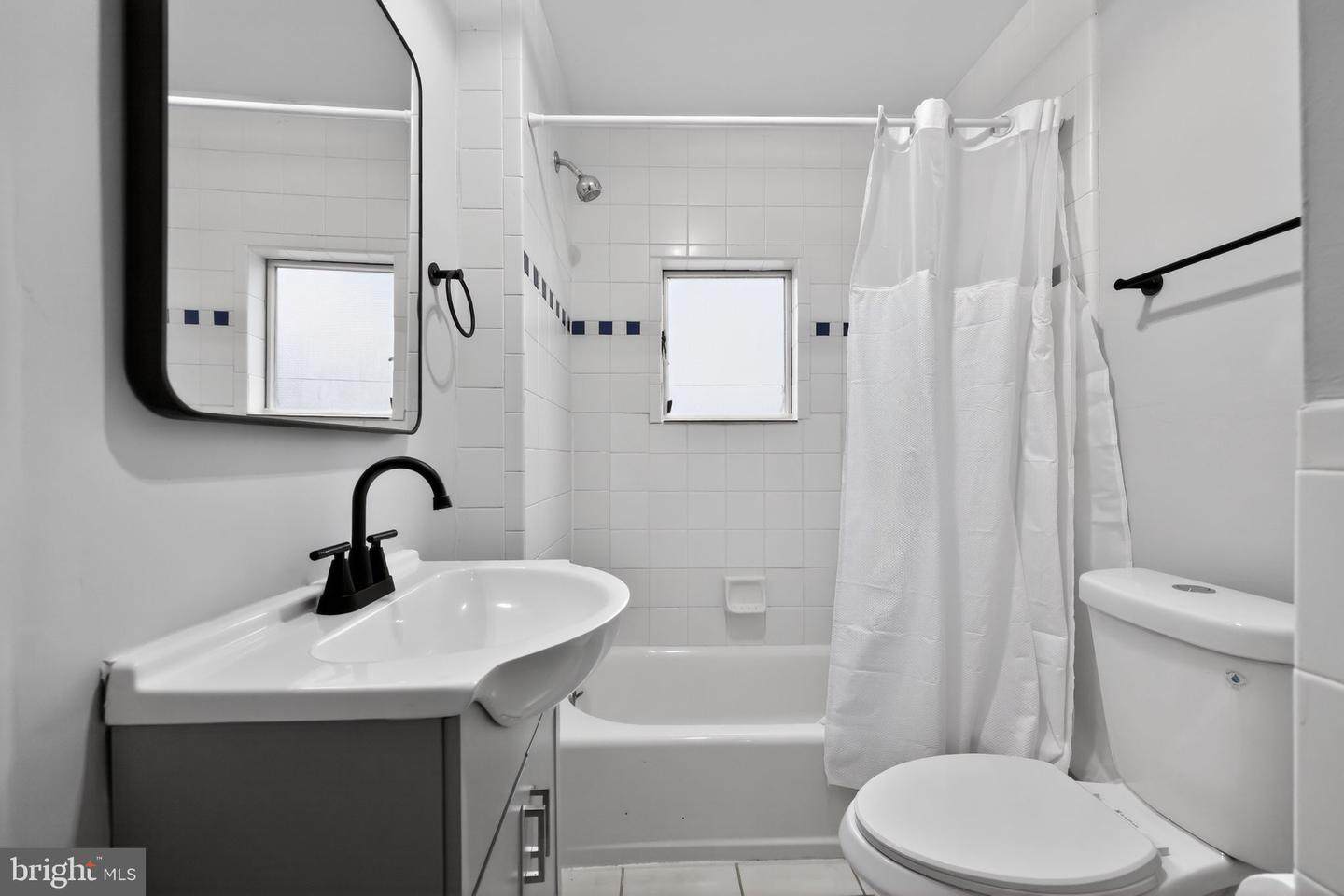 16 Convent Rd Property Photo 6