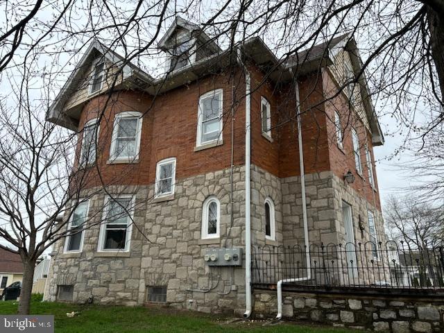 127 W Chester Pike Property Photo 3
