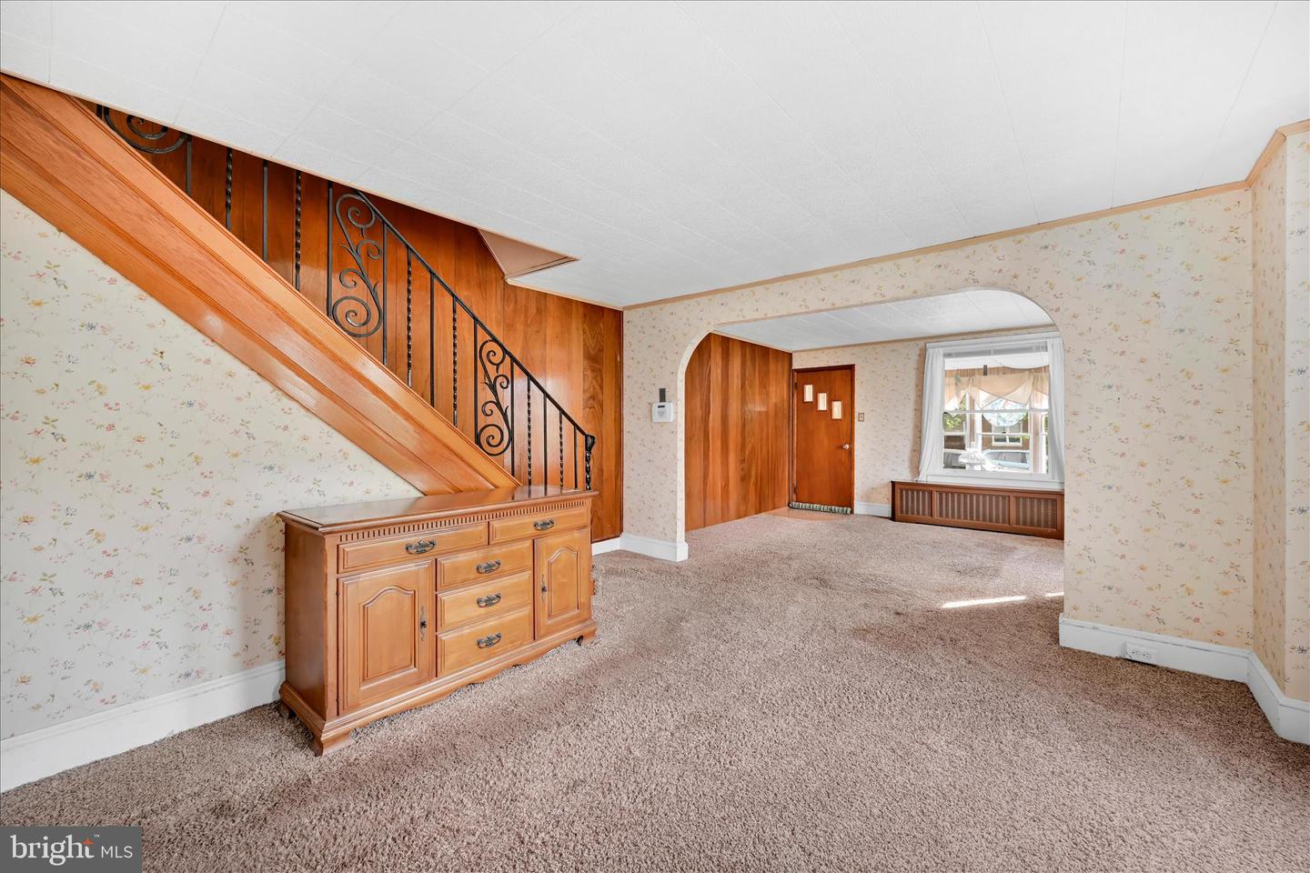1666 Ward St Property Photo 10