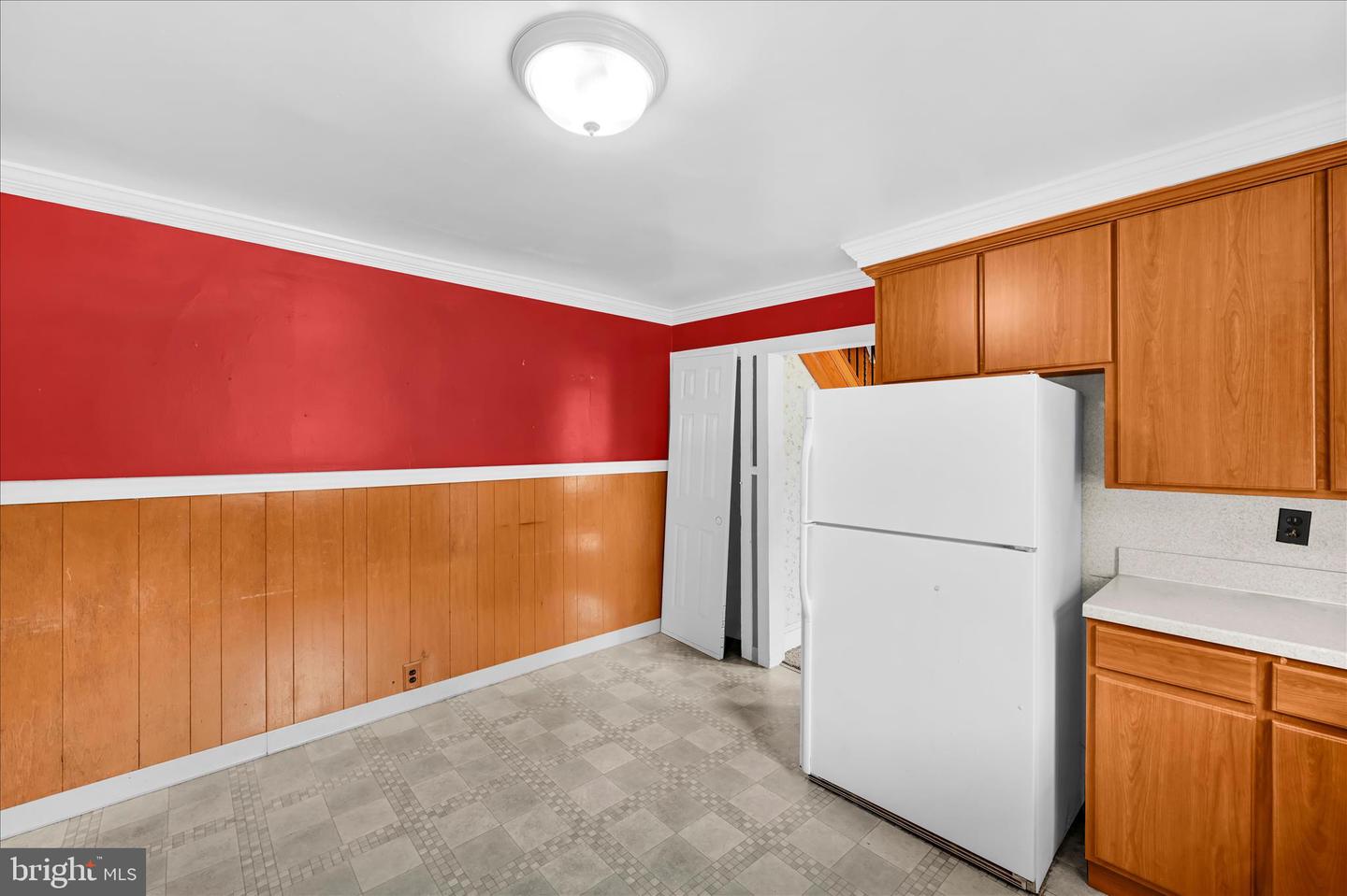 1666 Ward St Property Photo 14