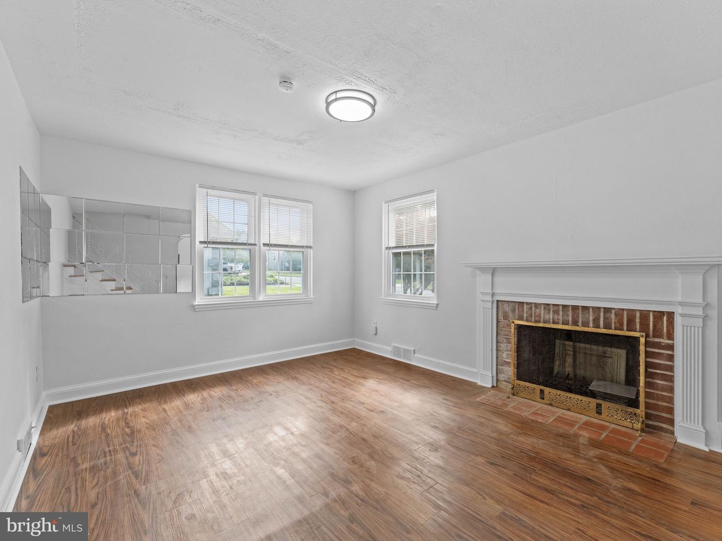 20 Davis Ave Property Photo 10