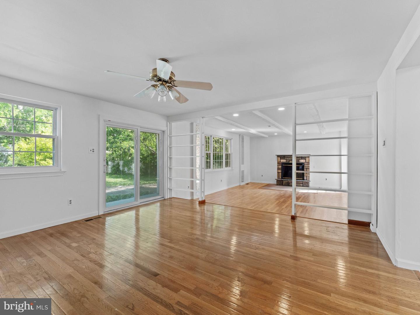 20 Davis Ave Property Photo 19