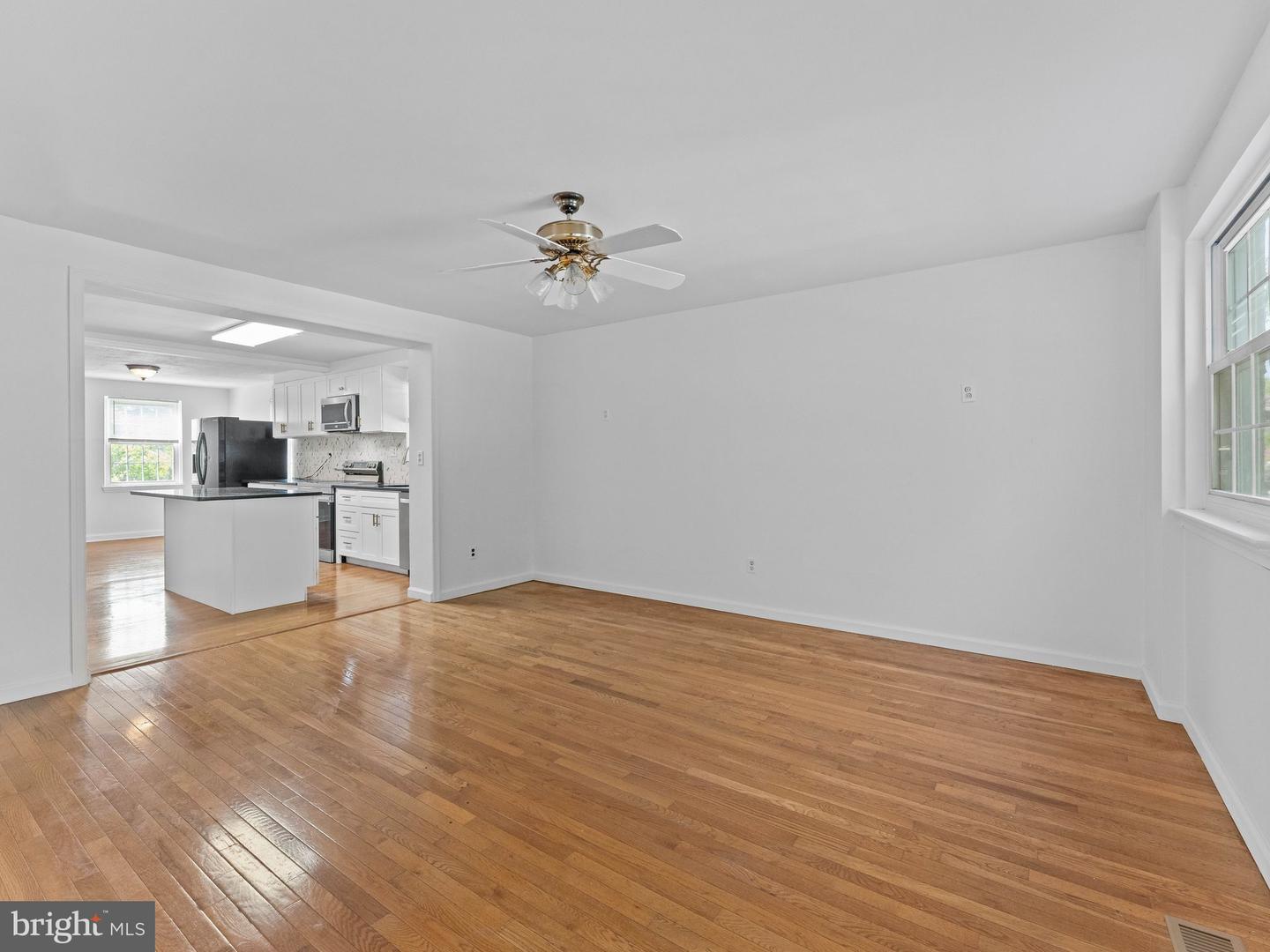 20 Davis Ave Property Photo 20