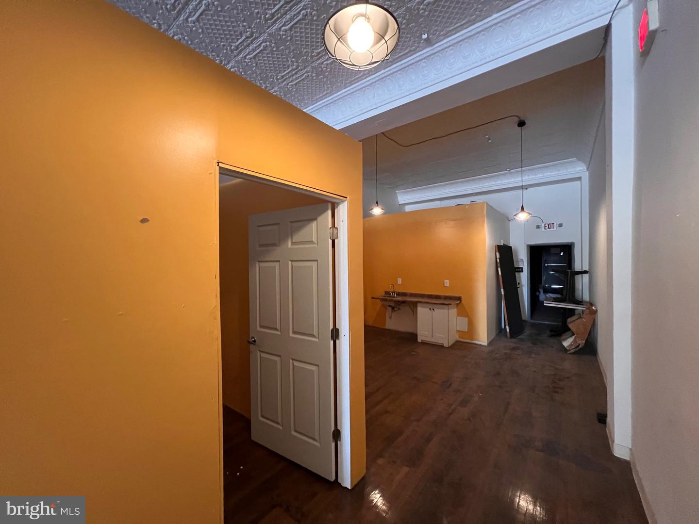 26 N Lansdowne Ave Property Photo 7