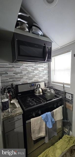 517 Cypress St Property Photo 2