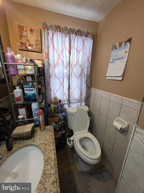 517 Cypress St Property Photo 4