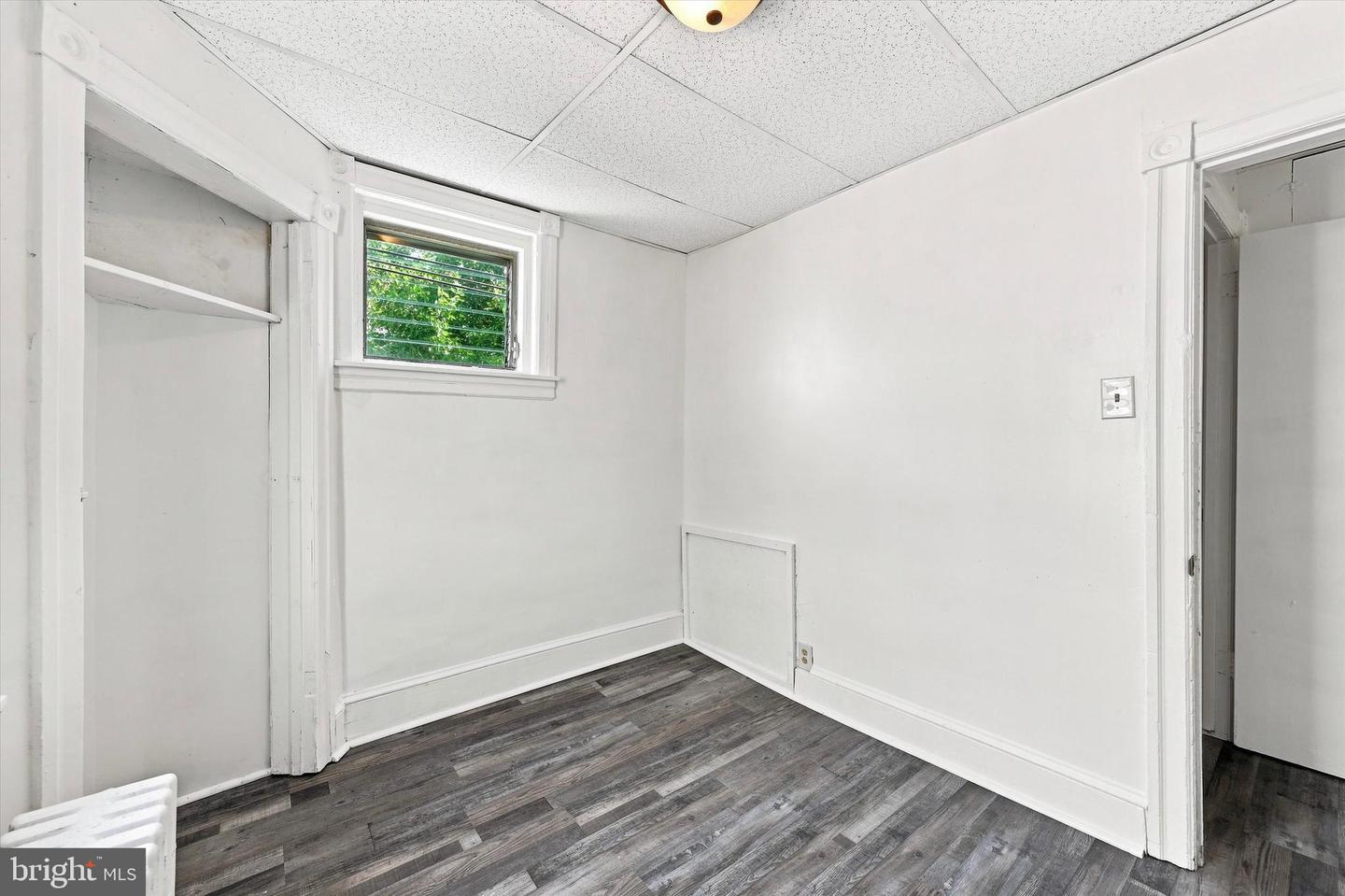 121 Pine St Property Photo 10