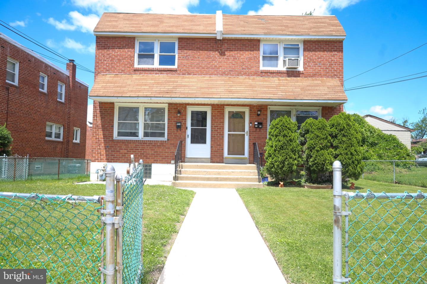 1134 Woodland Ave Property Photo 3