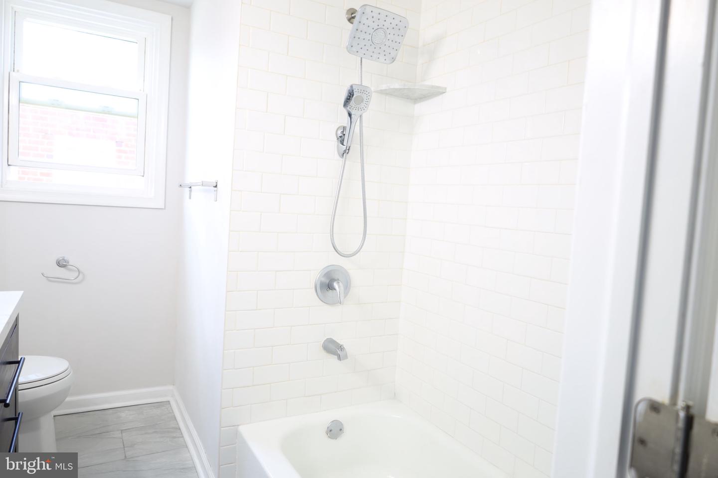 1134 Woodland Ave Property Photo 14