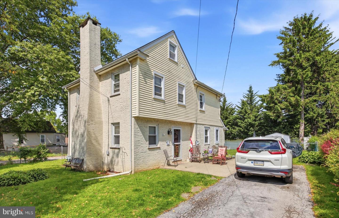 210 3RD AVE