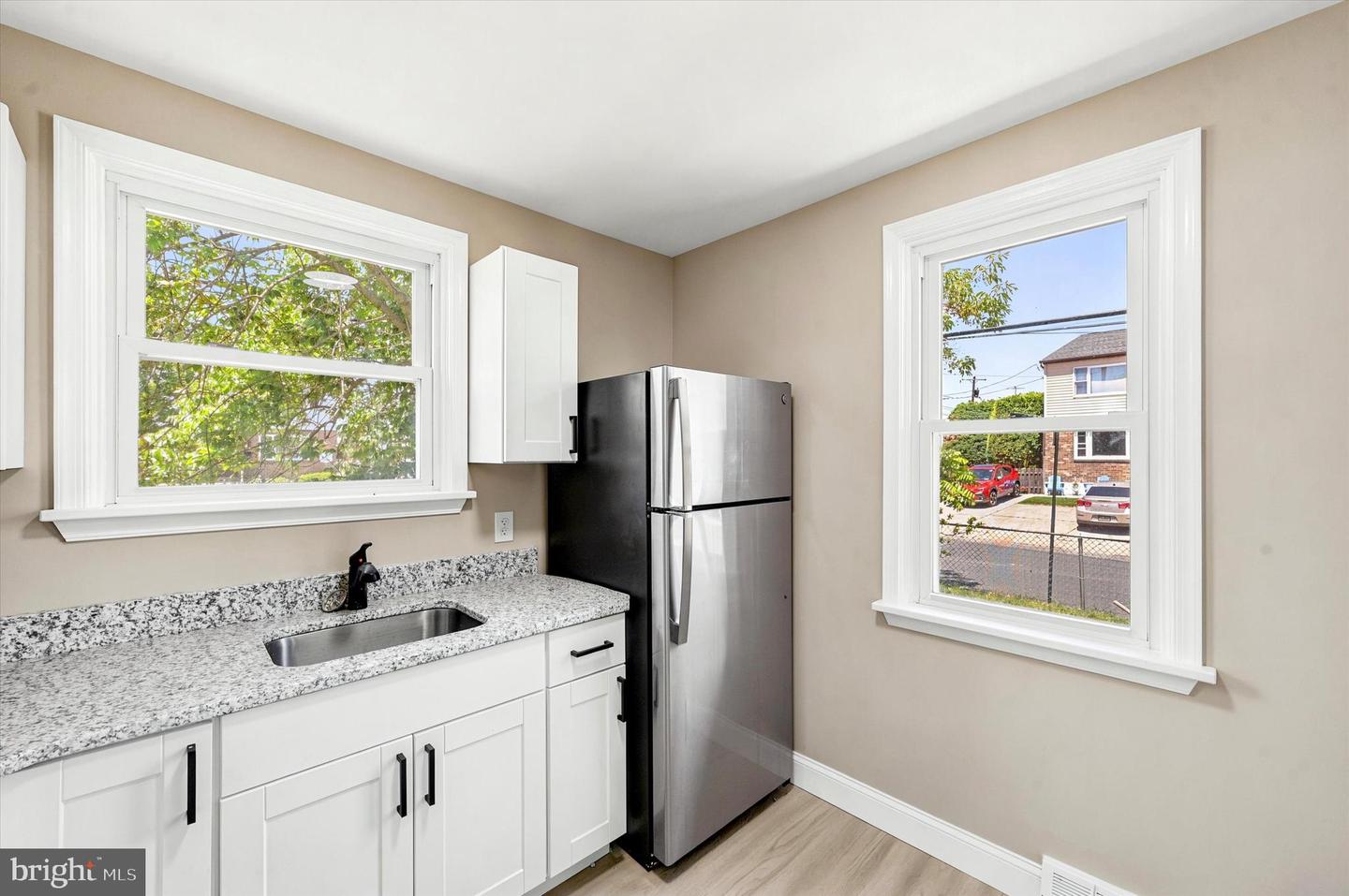 1022 Lawnton Ter Property Photo 12