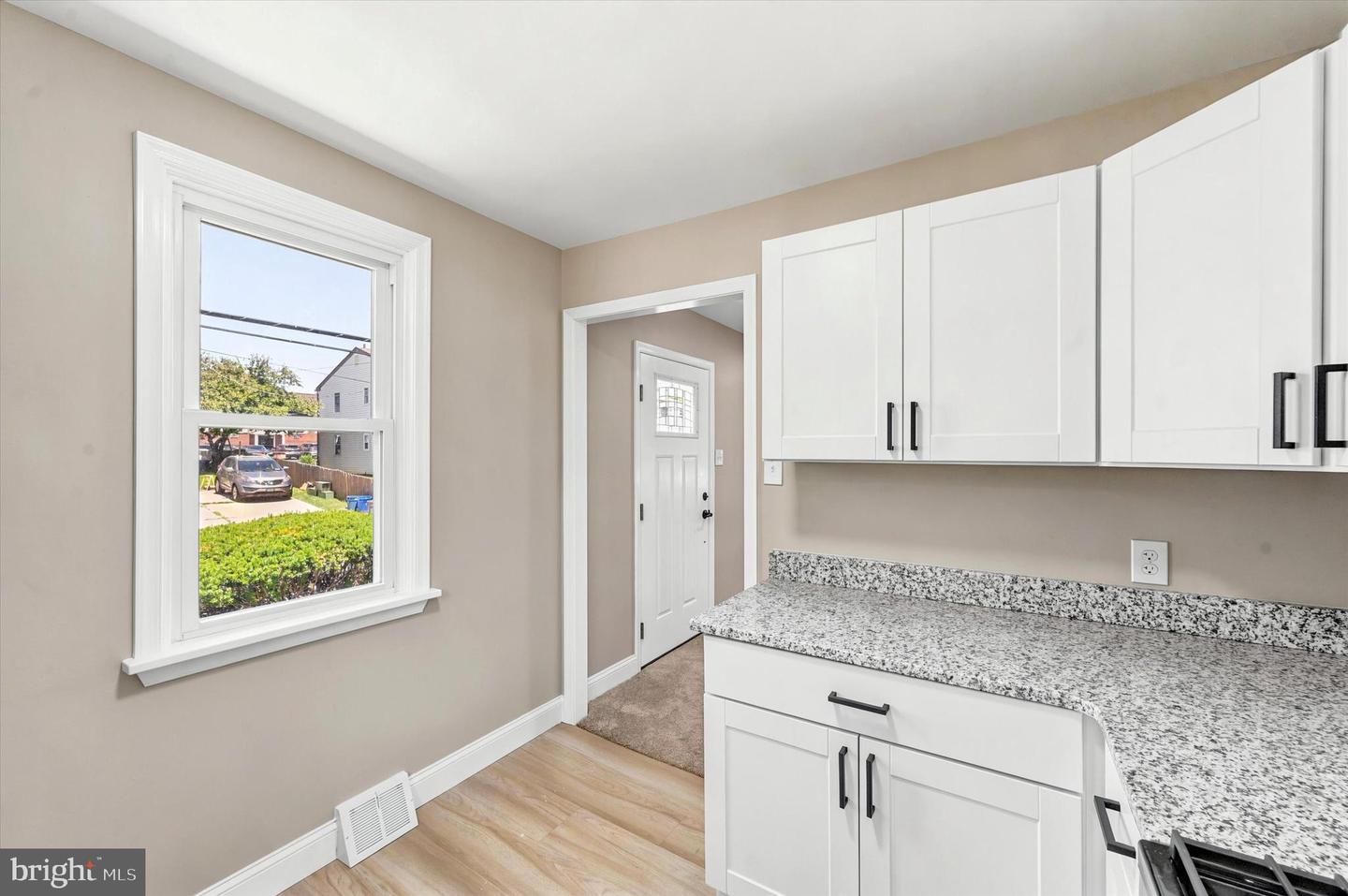 1022 Lawnton Ter Property Photo 14