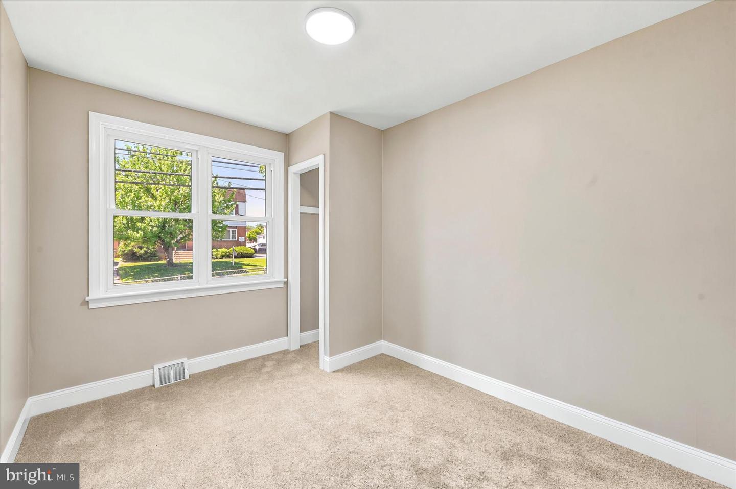 1022 Lawnton Ter Property Photo 19