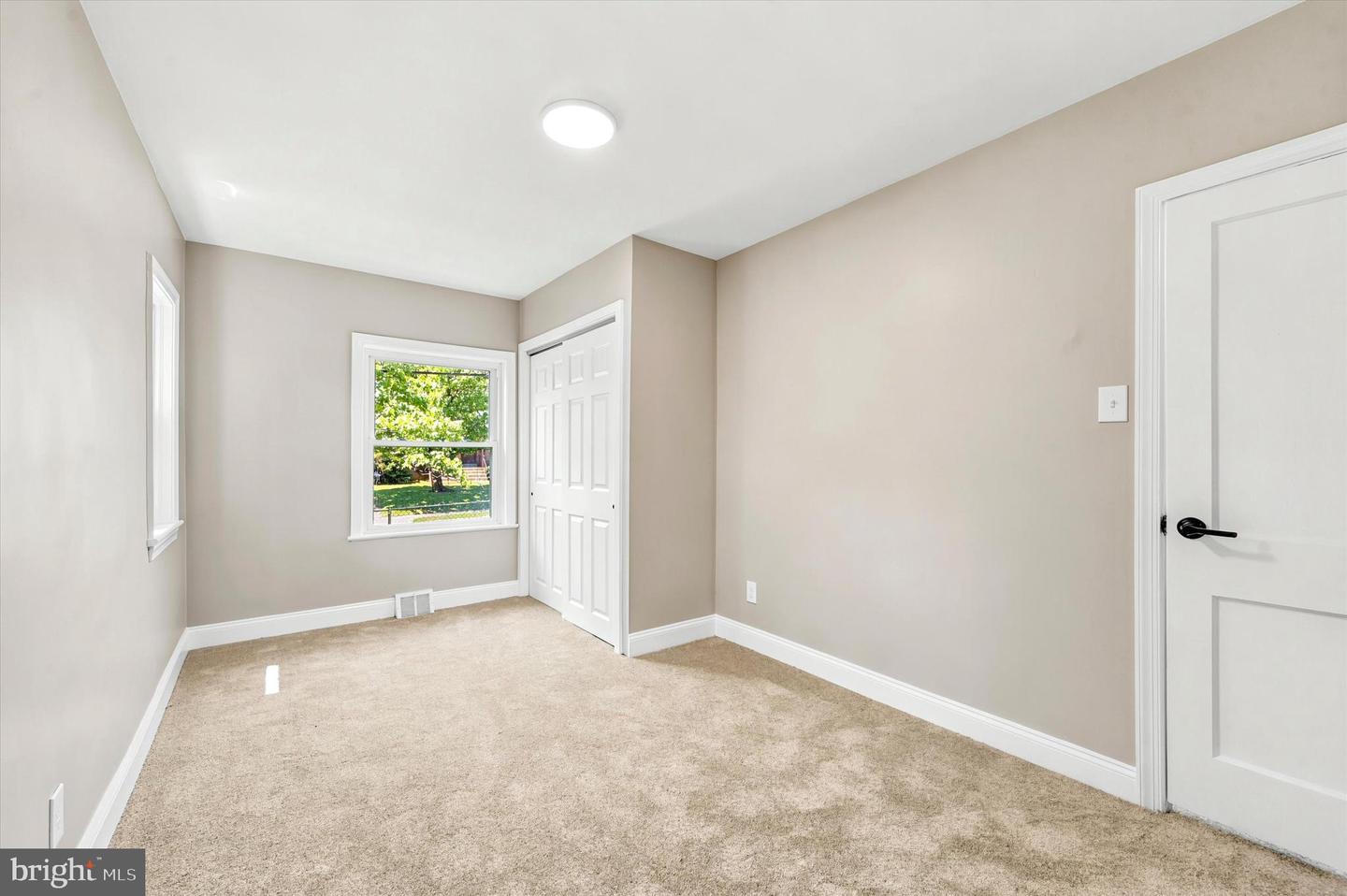 1022 Lawnton Ter Property Photo 22