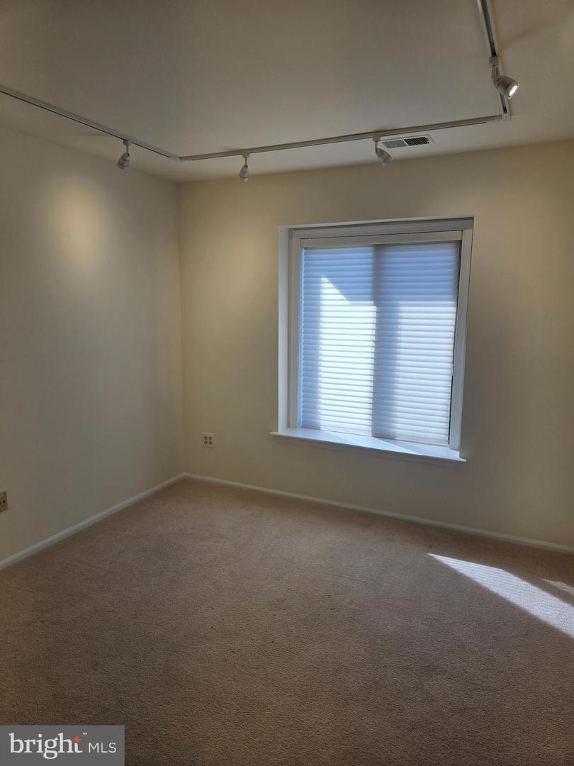 709 Pritchard Pl Property Photo 12