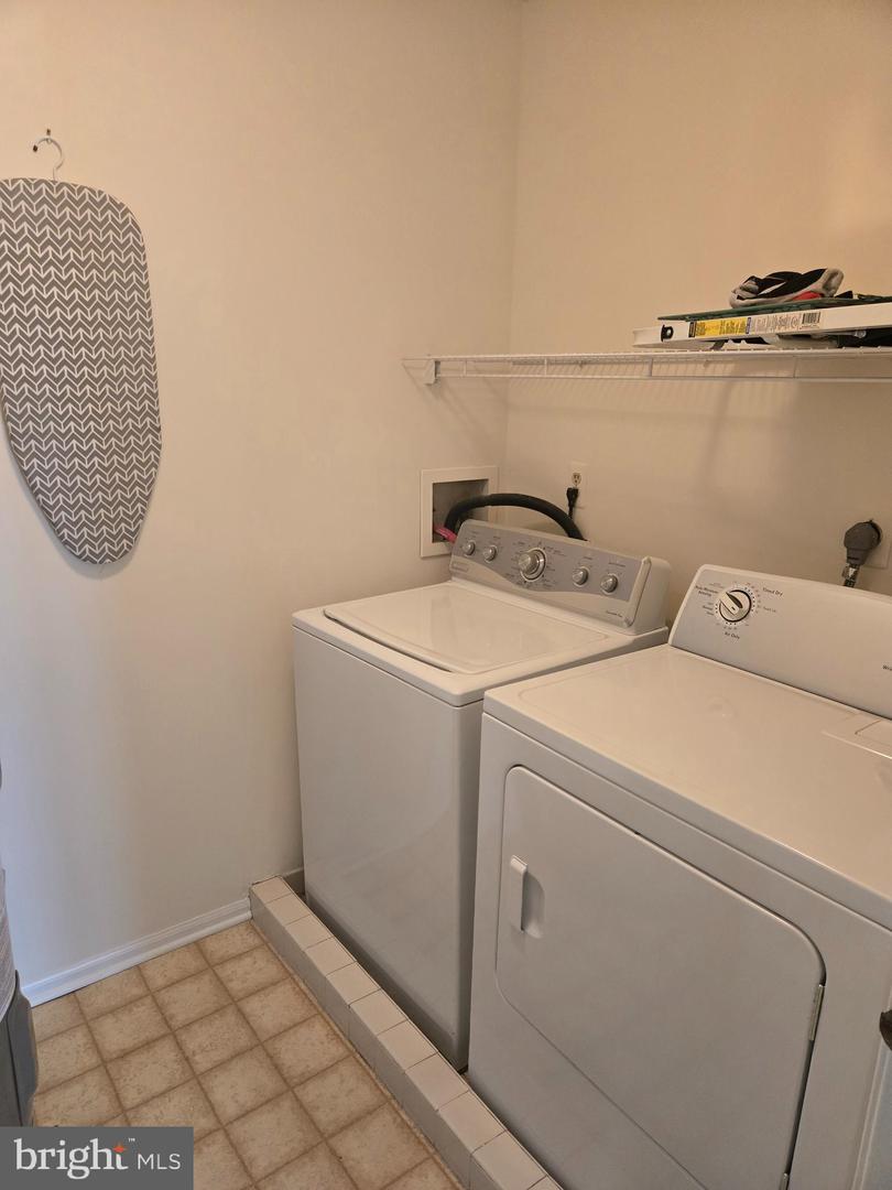 709 Pritchard Pl Property Photo 16