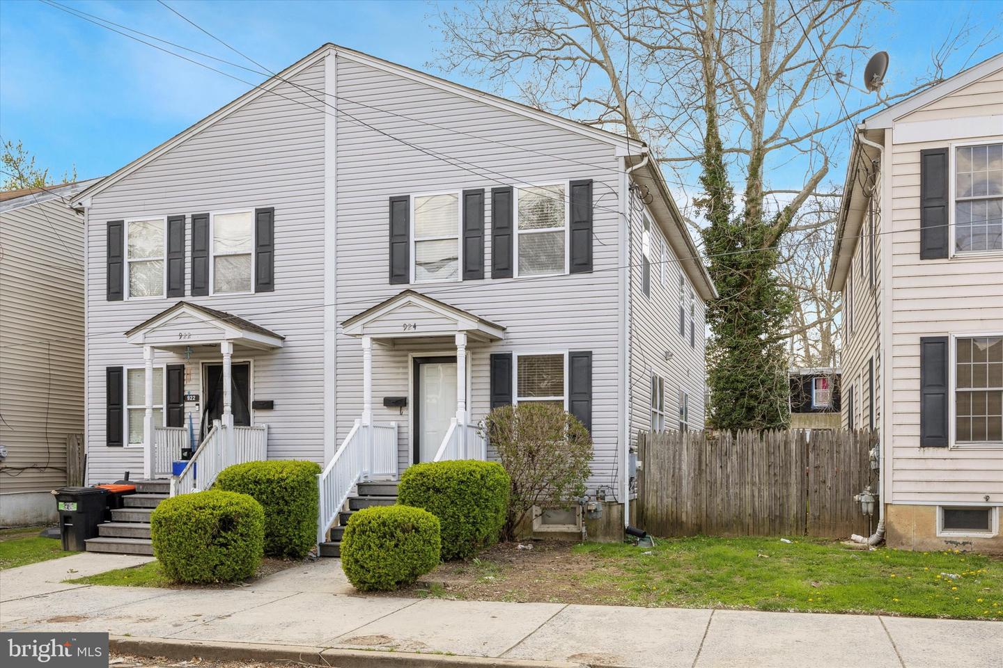 924 Madison St Property Photo 1