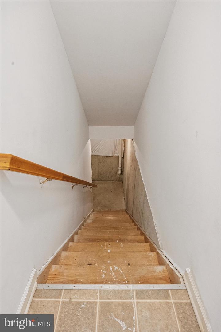 924 Madison St Property Photo 7