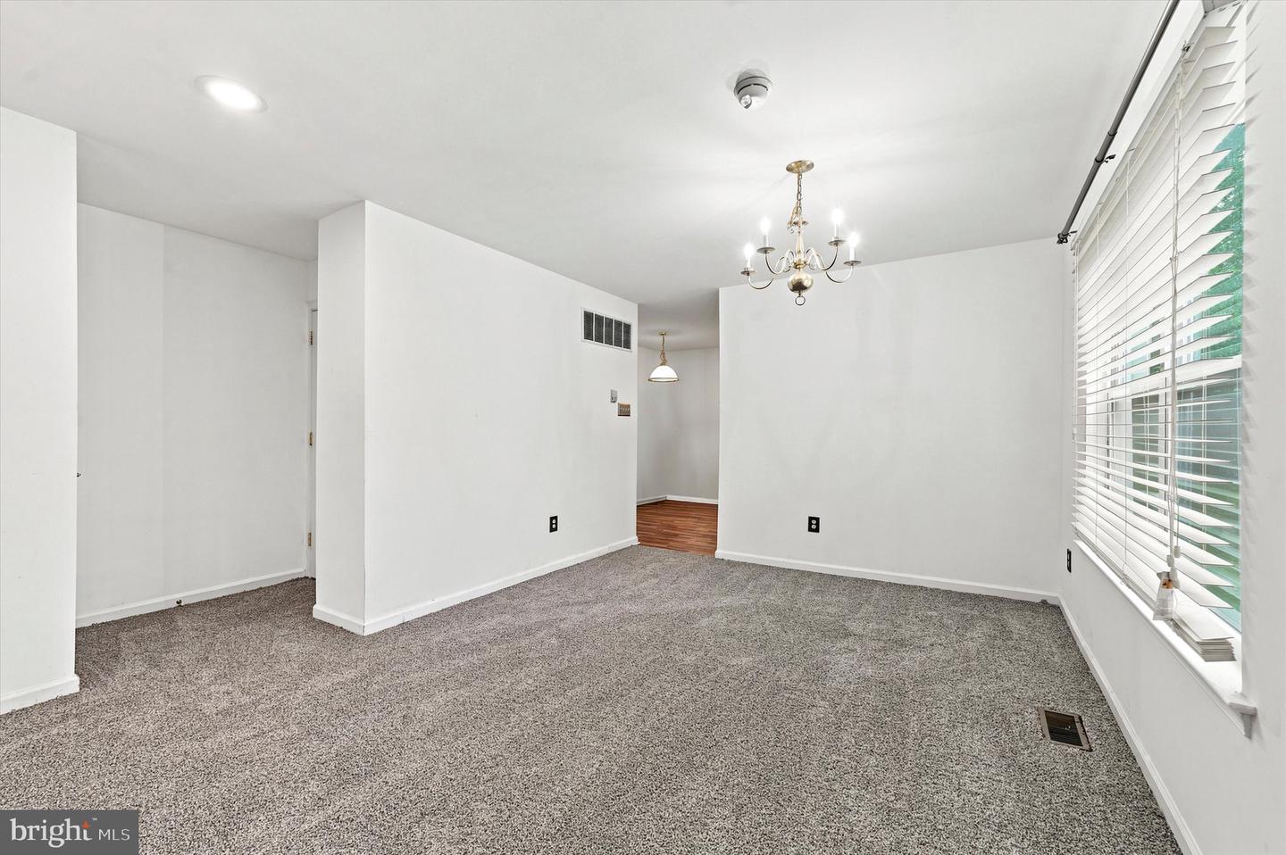 924 Madison St Property Photo 11