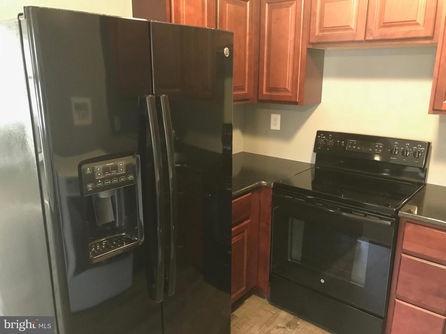4701 Pennell #c-12 Property Photo 3