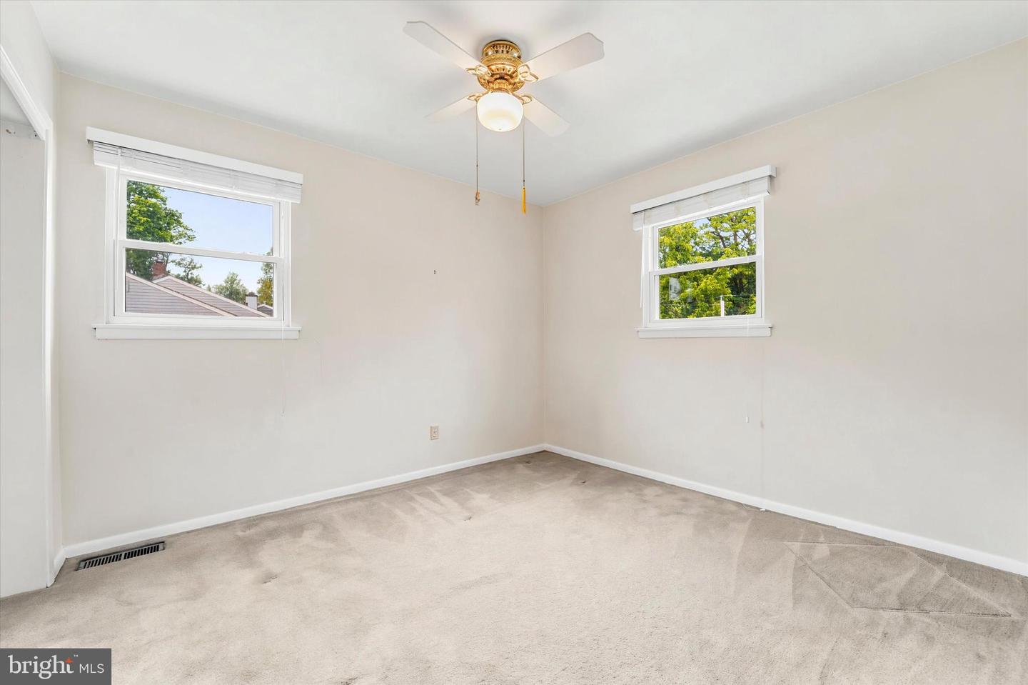 303 Glendale Rd Property Photo 28