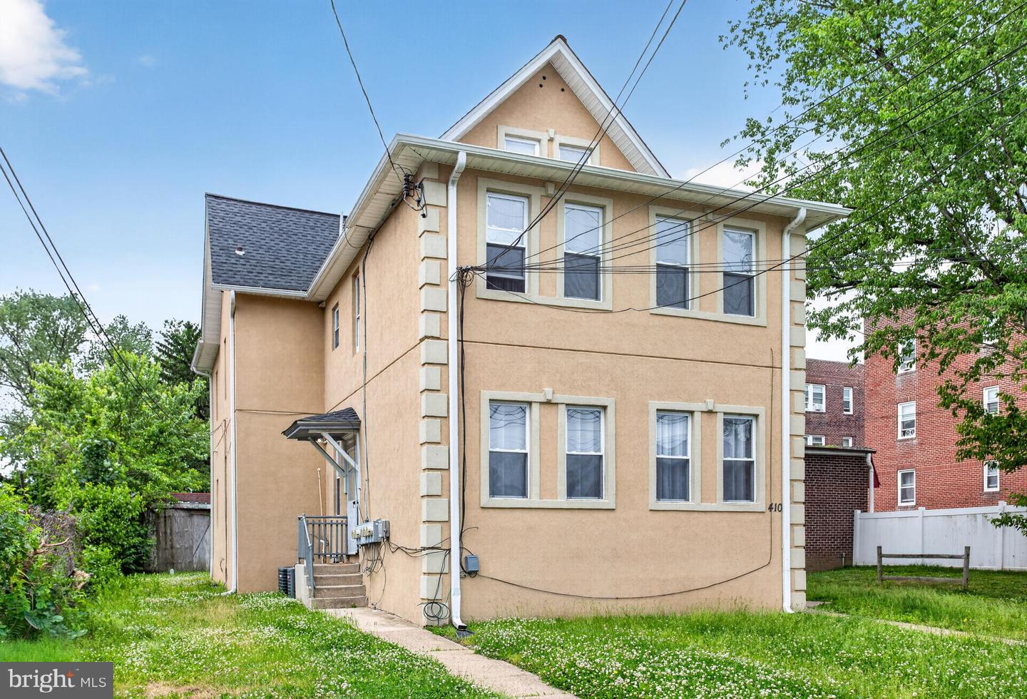 410 FOLCROFT AVE